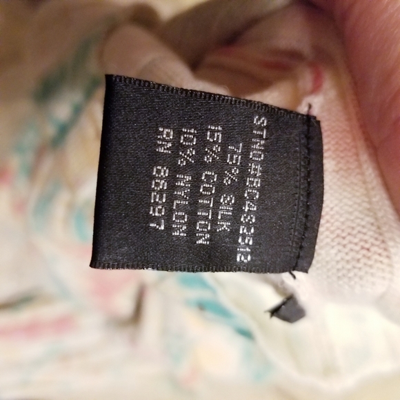 🏖 BCBG MaxAzria Tie-dye Embellished Sweater - Picture 10 of 10